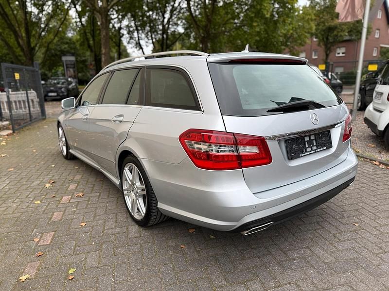 Gebraucht Mercedes E350 AMG 265 PS (194 kW) 2010 Silber Kombi
