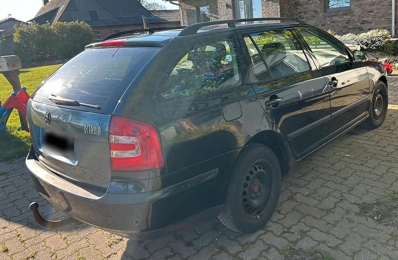 Gebraucht Skoda Octavia 105 PS (77 kW) 2005 Schwarz Kombi