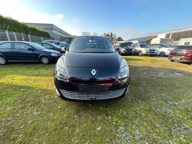 Schwarz Gebraucht 2009 Renault Grand Scénic III Dynamique Van / Kleinbus | 2.900 € (Fairer Preis) - Bild 1/4