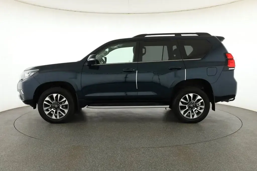 Gebraucht Toyota Land Cruiser 204 PS (150 kW) 2023 Blau SUV