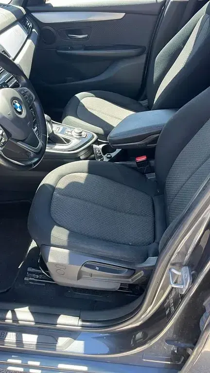 Gebraucht BMW 218 Advantage 136 PS (100 kW) 2016 Grau Kombi