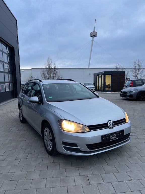 Gebraucht VW Golf VII Trendline 105 PS (77 kW) 2014 Silber Kombi