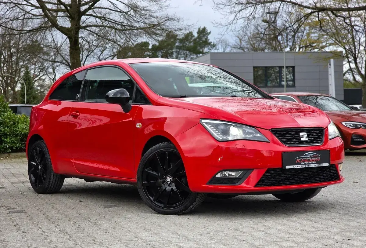 Gebraucht Seat Ibiza SC Stylance 105 PS (77 kW) 2014 Rot Kleinwagen