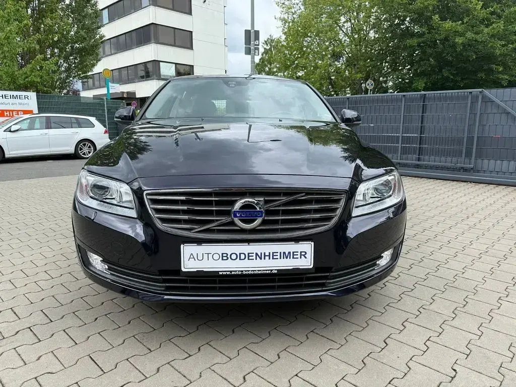 Używany Volvo V70 Standard 150 KM (110 kW) 2016 Niebieski Kombi