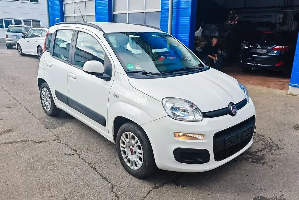 Gebraucht Fiat Panda Lounge 86 PS (63 kW) 2013 Weiß Kleinwagen