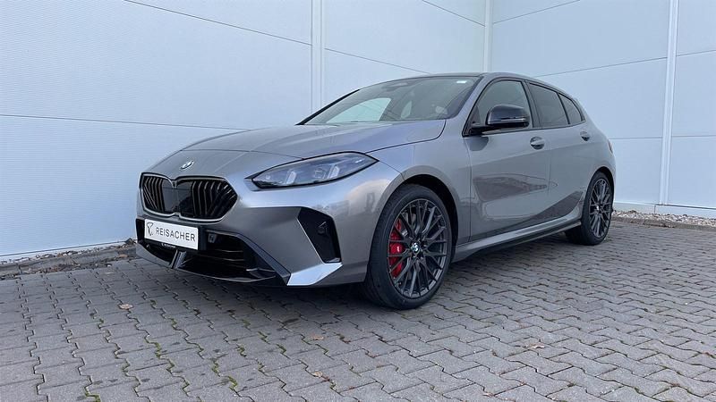 Skyscraper grau metallic Neu 2026 BMW 123 Efficient Dynamics Kleinwagen | 46.990 € (Guter Preis) - Bild 1/4