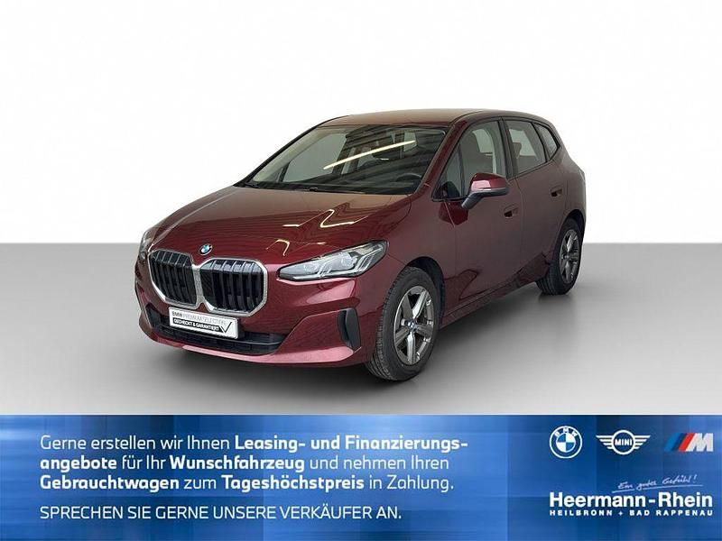 Gebraucht BMW 220 Active Tourer 170 PS (125 kW) 2025 Rot Van / Kleinbus