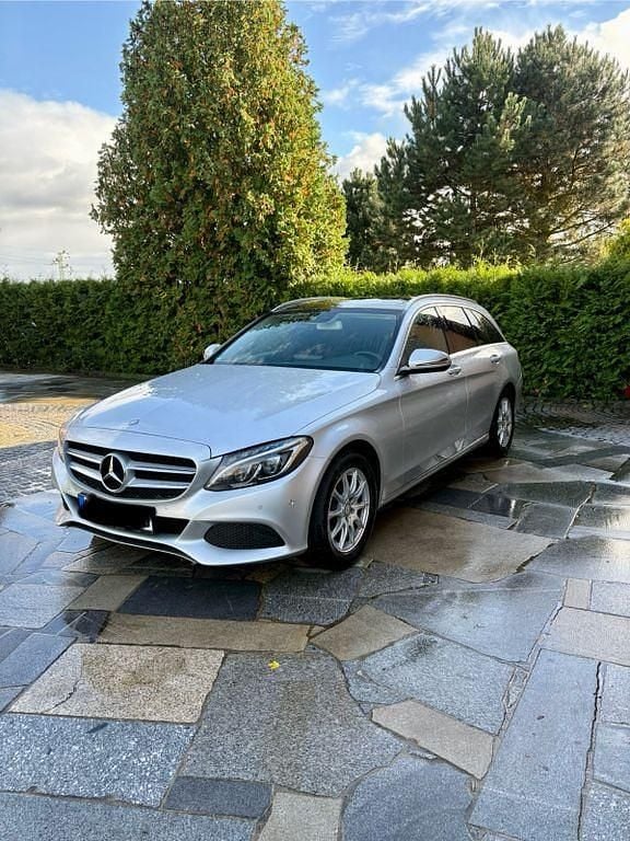 Silber Gebraucht 2015 Mercedes C220 Kombi | 16.900 € (Fairer Preis) - Bild 1/4