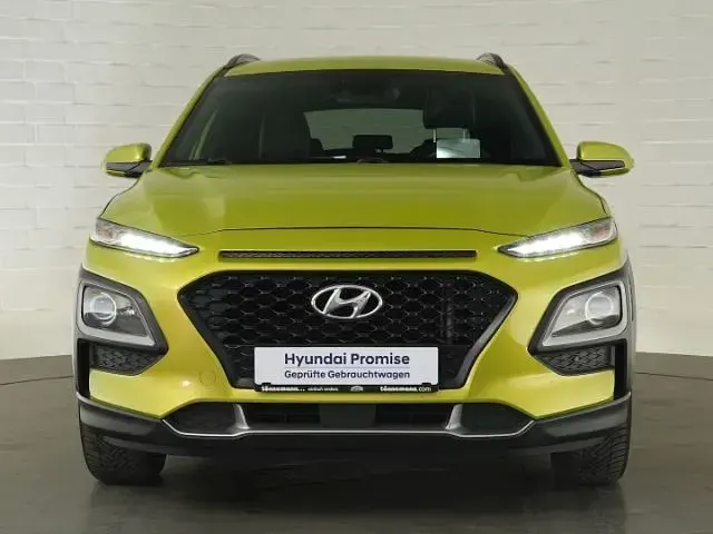 Gebraucht Hyundai Kona YES! 120 PS (88 kW) 2019 Gelb SUV