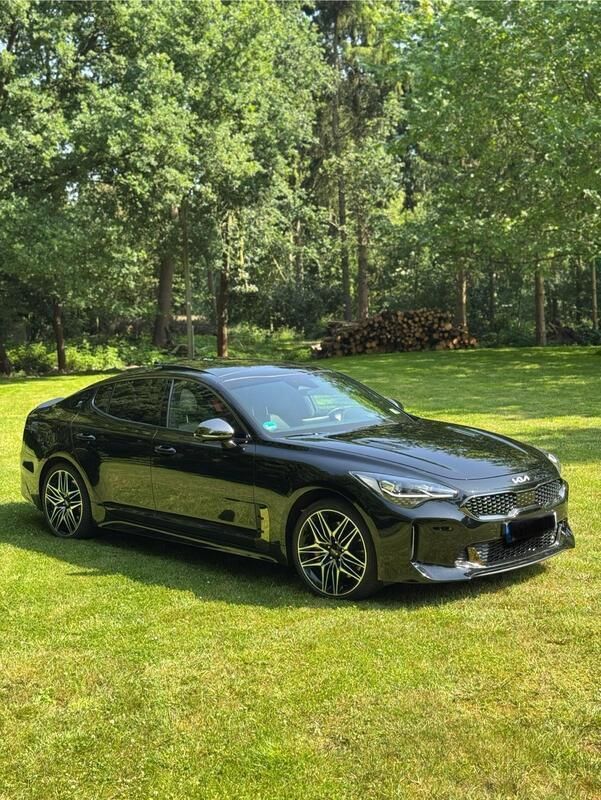 Schwarz Gebraucht 2023 Kia Stinger Limousine | 46.499 € (Fairer Preis) - Bild 1/4