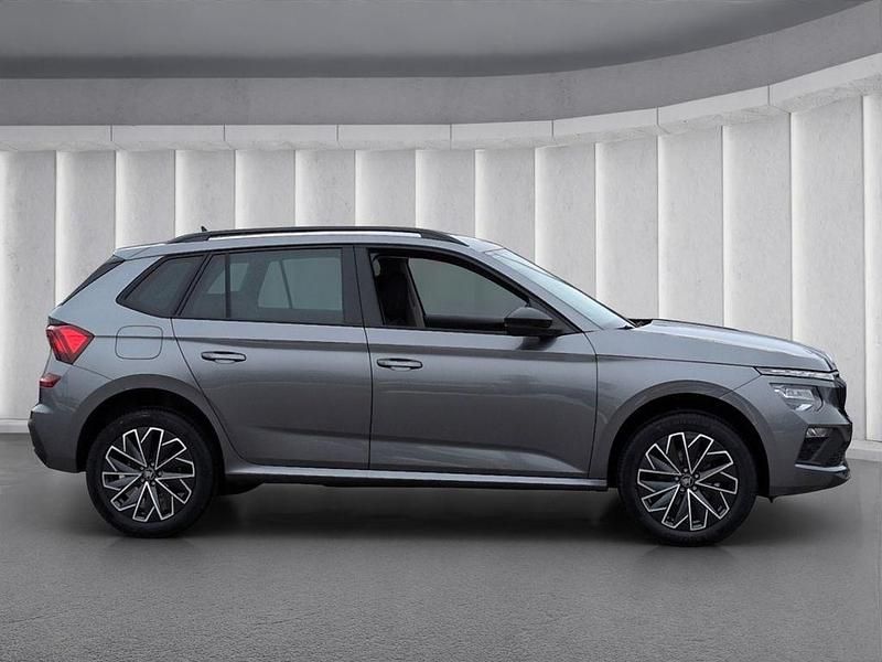 Neu Skoda Kamiq 150 PS (110 kW) 2026 Blau SUV