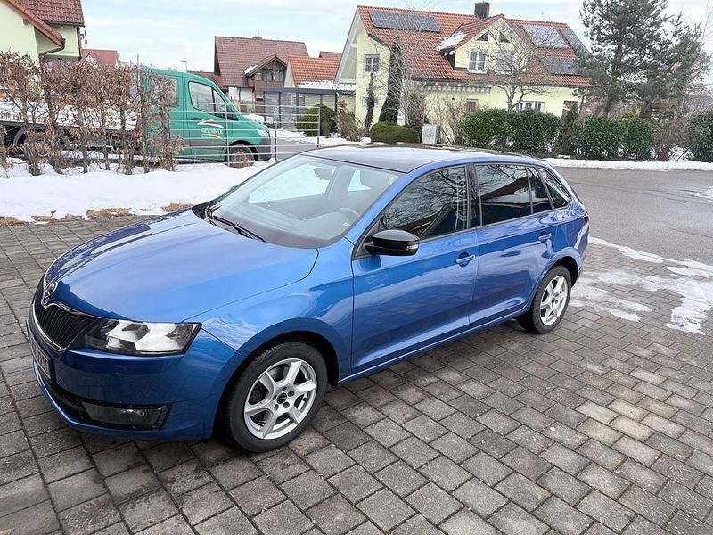 Gebraucht Skoda Rapid Active 110 PS (80 kW) 2016 Blau Limousine