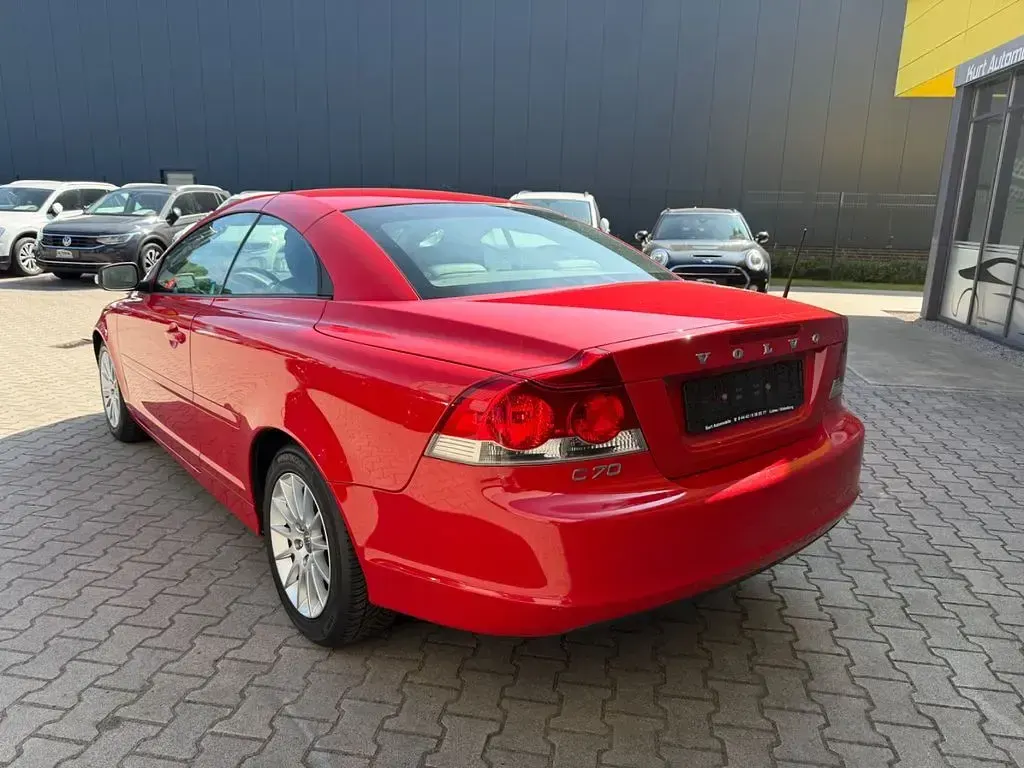 Gebraucht Volvo C70 Kinetic 136 PS (100 kW) 2008 Rot Cabrio