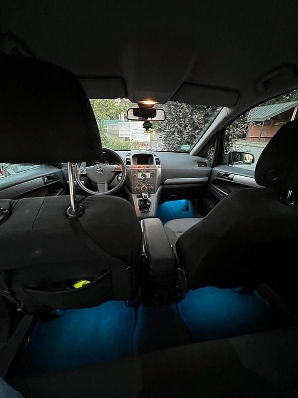 Gebraucht Opel Zafira 120 PS (88 kW) 2008 Blau Van / Kleinbus