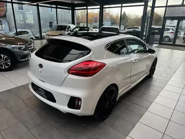 Gebraucht Kia Ceed 204 PS (150 kW) 2014 Andere Kleinwagen