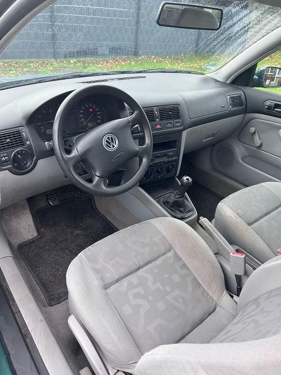 Gebraucht VW Golf III 75 PS (55 kW) 1999 Grün Limousine