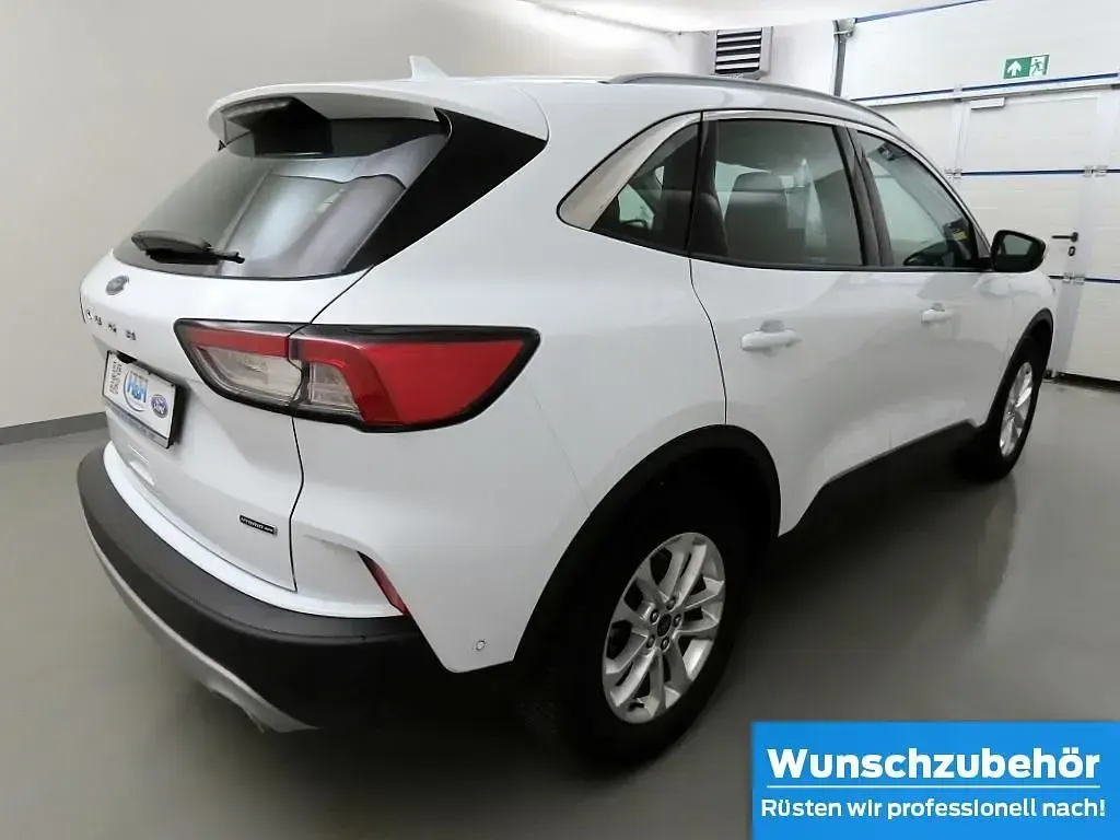 Occasion Ford Kuga Titanium 190 ch (139 kW) 2022 Blanc SUV