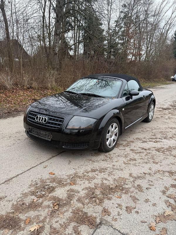 Gebraucht Audi TT Roadster Basis 150 PS (110 kW) 2003 Schwarz Cabrio