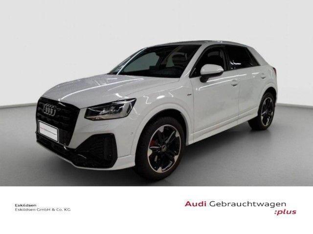 Gletscherweiß metallic Gebraucht 2024 Audi Q2 S-Line SUV | 35.931 € (Fairer Preis) - Bild 1/1