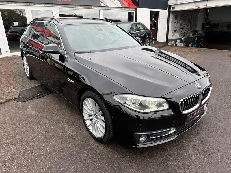Schwarz Gebraucht 2016 BMW 535 Luxury Line Kombi | 12.790 € (Guter Preis) - Bild 1/4