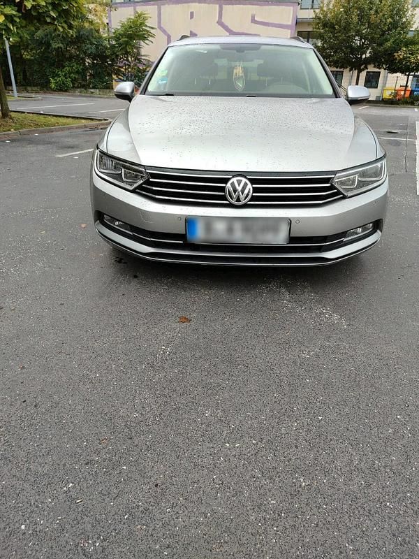 Gebraucht VW Passat 120 PS (88 kW) 2015 Kombi