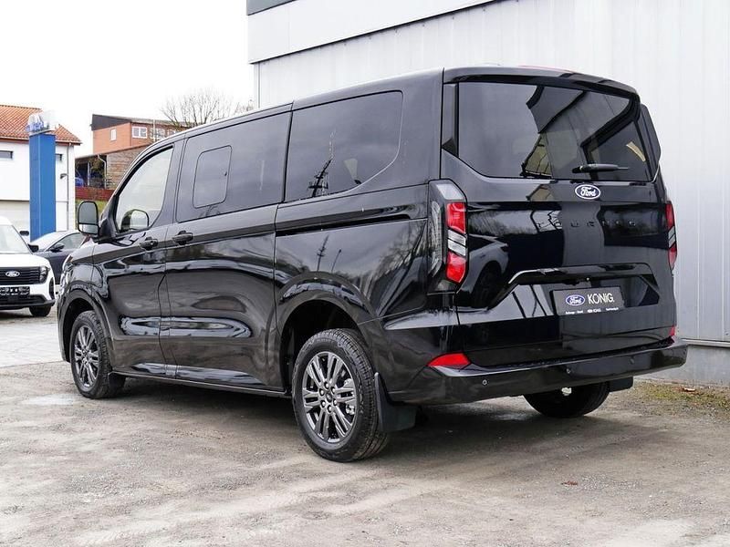 Neu Ford Tourneo Titanium 170 PS (125 kW) 2026 Schwarz Van / Kleinbus