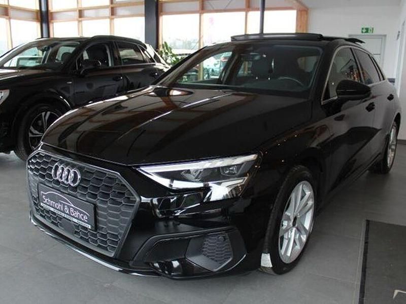 Gebraucht Audi A3 e-tron Advanced 116 PS (85 kW) 2022 Schwarz Kleinwagen