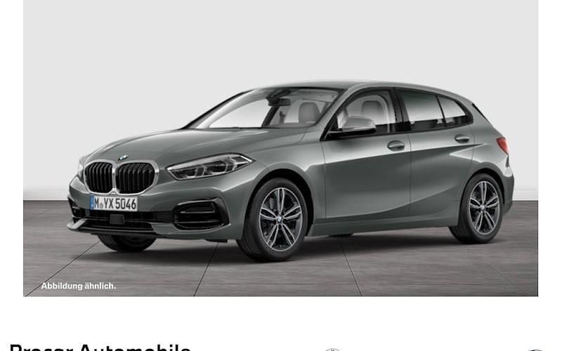 Grau Gebraucht 2023 BMW 118 Sport Line Kleinwagen | 25.890 € (Fairer Preis) - Bild 1/4