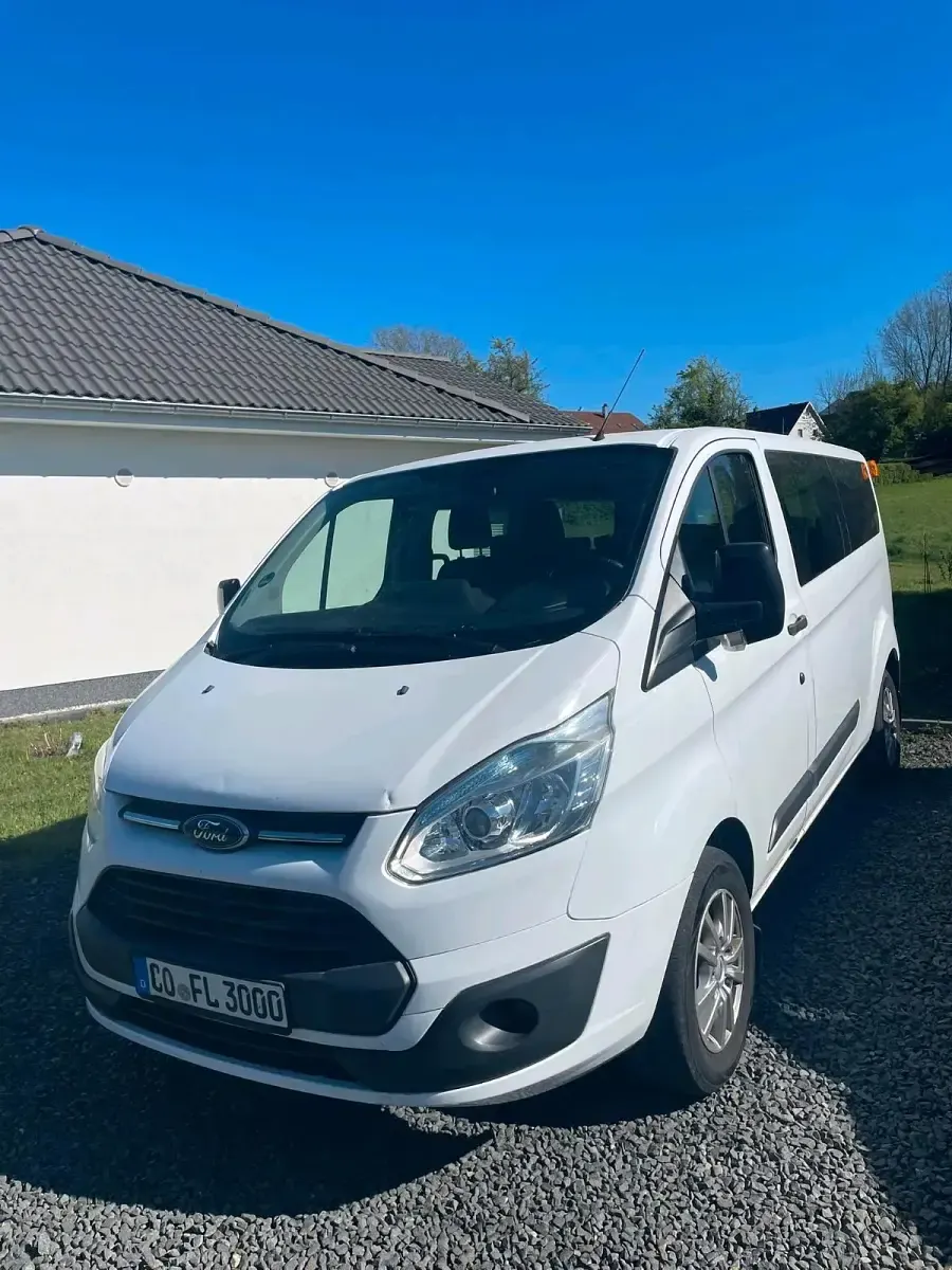 Używany Ford Transit Custom 103 KM (75 kW) 2014 Biały Minivan