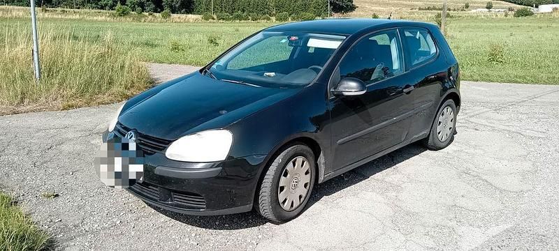 Schwarz Gebraucht 2005 VW Golf IV Trendline Limousine | 790 € (Guter Preis) - Bild 1/4