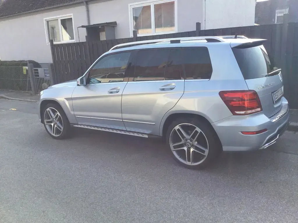 Gebraucht Mercedes GLK350 265 PS (194 kW) 2012 Silber SUV