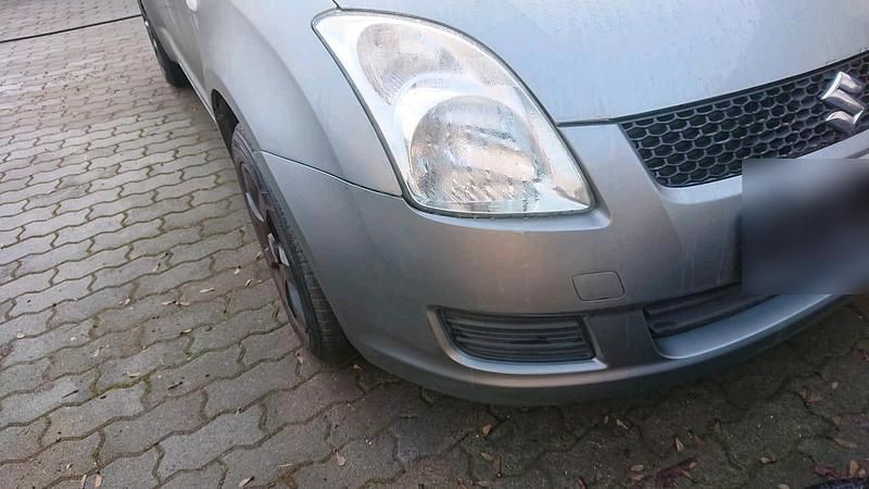 Gebraucht Suzuki Swift 92 PS (67 kW) 2009 Grau Kleinwagen