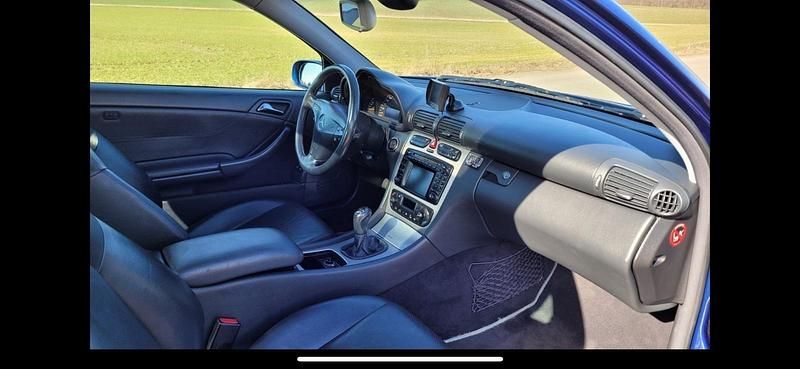 Gebraucht Mercedes C230 192 PS (141 kW) 2002 Blau Coupé