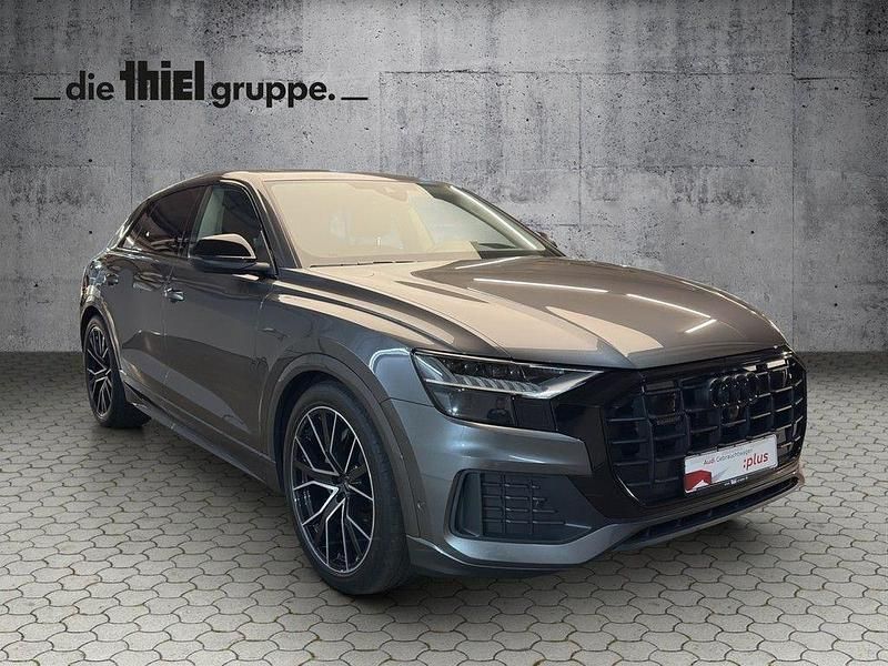 Gebraucht Audi Q8 Ambiente 286 PS (210 kW) 2022 Grau SUV