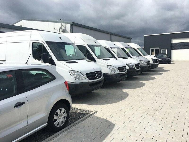 Gebraucht Mercedes Sprinter 85 kW (116 PS) 2020 Grau Van