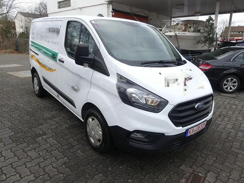 Gebraucht Ford Transit Custom 105 PS (77 kW) 2021 Weiß Limousine