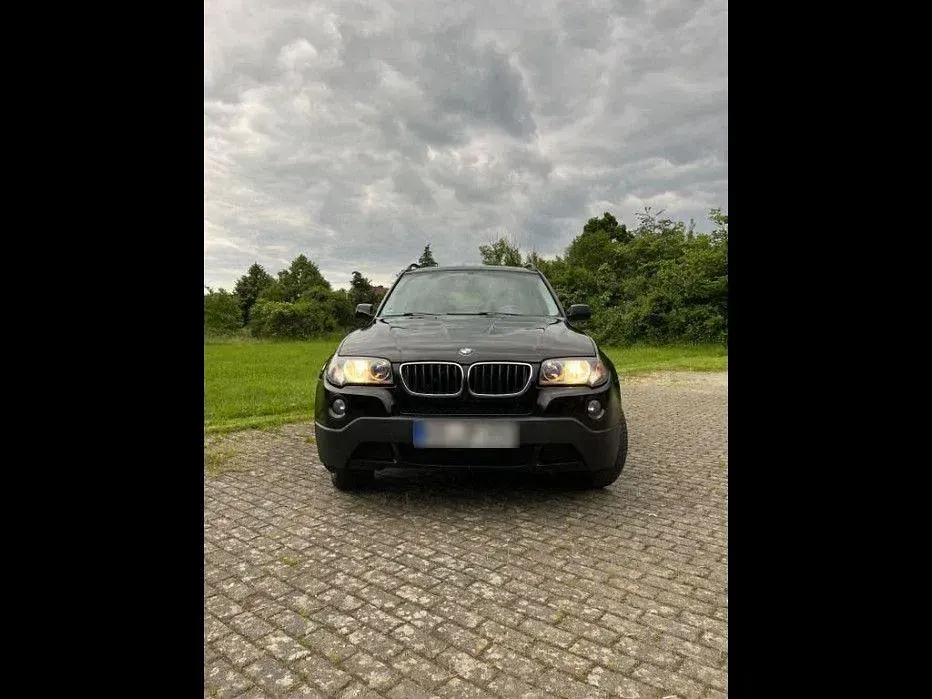 Gebraucht BMW X3 143 PS (105 kW) 2009 Schwarz SUV