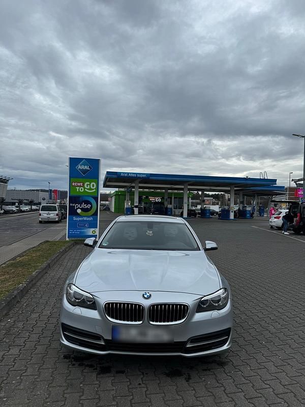 Silber Gebraucht 2015 BMW 525 Limousine | 14.999 € (Guter Preis) - Bild 1/4