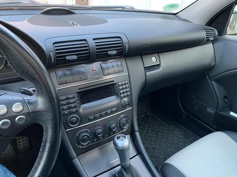 Gebraucht Mercedes 230 204 PS (150 kW) 2006 Schwarz Coupé