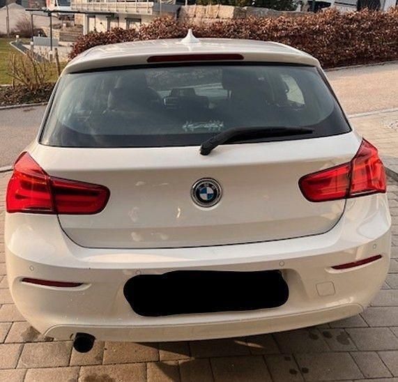 Gebraucht BMW 116 Advantage 109 PS (80 kW) 2016 Weiß Kleinwagen
