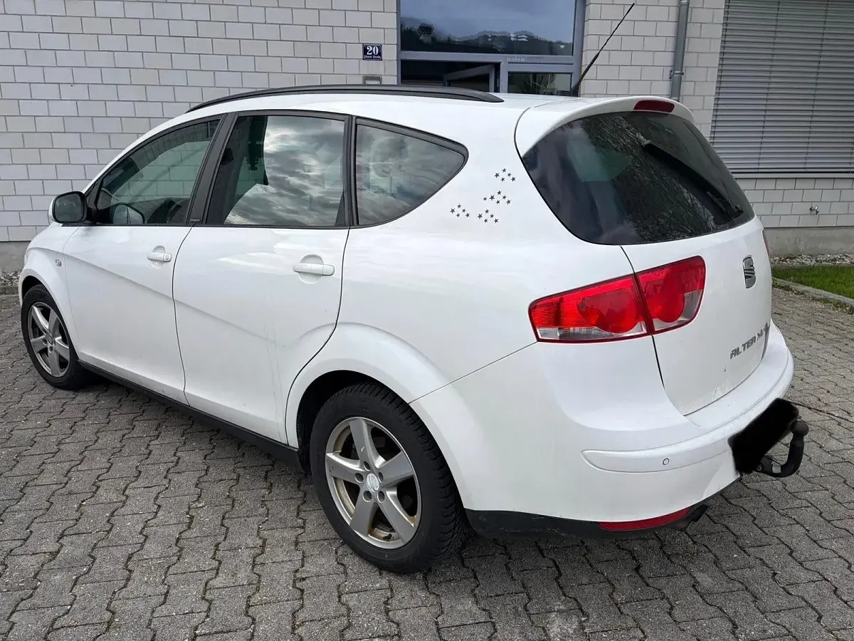 Gebraucht Seat Altea XL 140 PS (102 kW) 2014 Weiß Van / Kleinbus