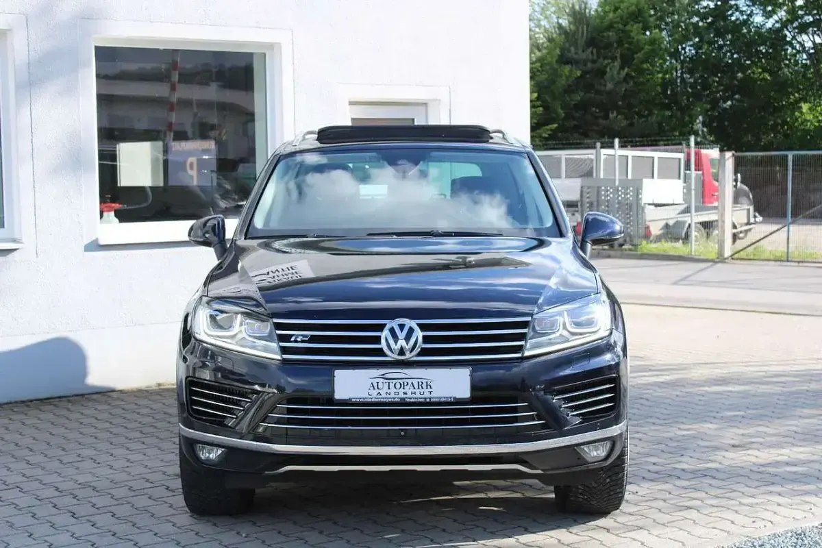 Gebraucht VW Touareg R 262 PS (192 kW) 2016 Blau SUV