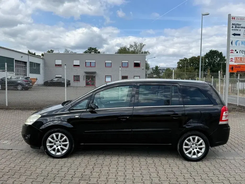 Gebraucht Opel Zafira Edition 140 PS (102 kW) 2009 Schwarz Van / Kleinbus