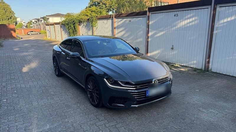 Grau Gebraucht 2020 VW Arteon R-line Limousine | 24.500 € (Guter Preis) - Bild 1/4