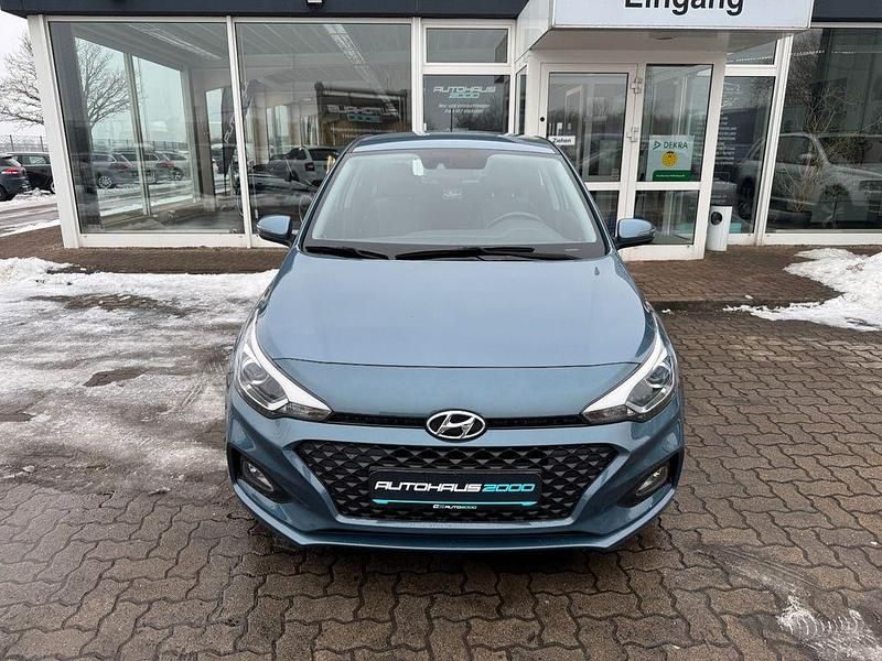 Gebraucht Hyundai i20 Select 84 PS (61 kW) 2019 Kleinwagen