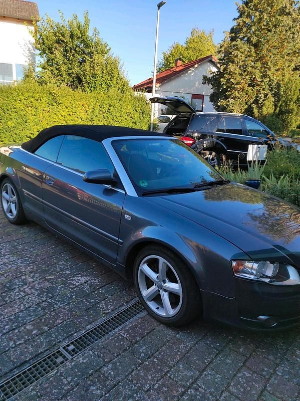 Grau Gebraucht 2007 Audi A4 Cabriolet S-Line Cabrio | 3.899 € (Superpreis) - Bild 1/4