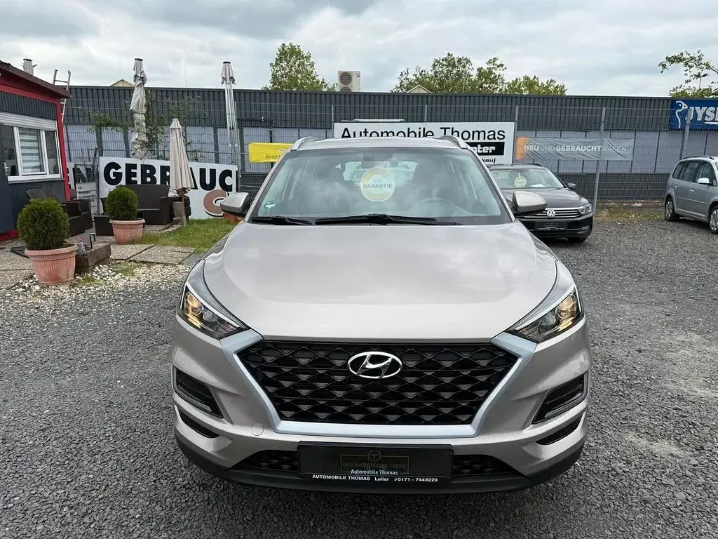 Gebraucht Hyundai Tucson Select 132 PS (97 kW) 2019 Weiß SUV