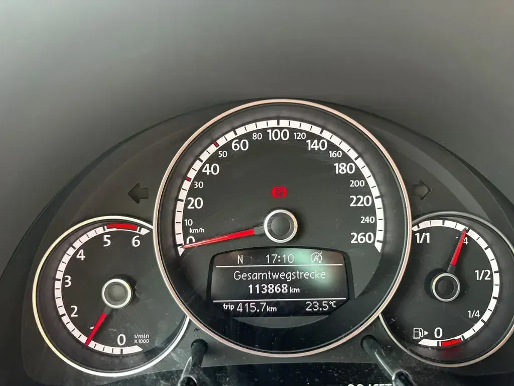 Gebraucht VW Beetle Design 150 PS (110 kW) 2015 Blau Kleinwagen