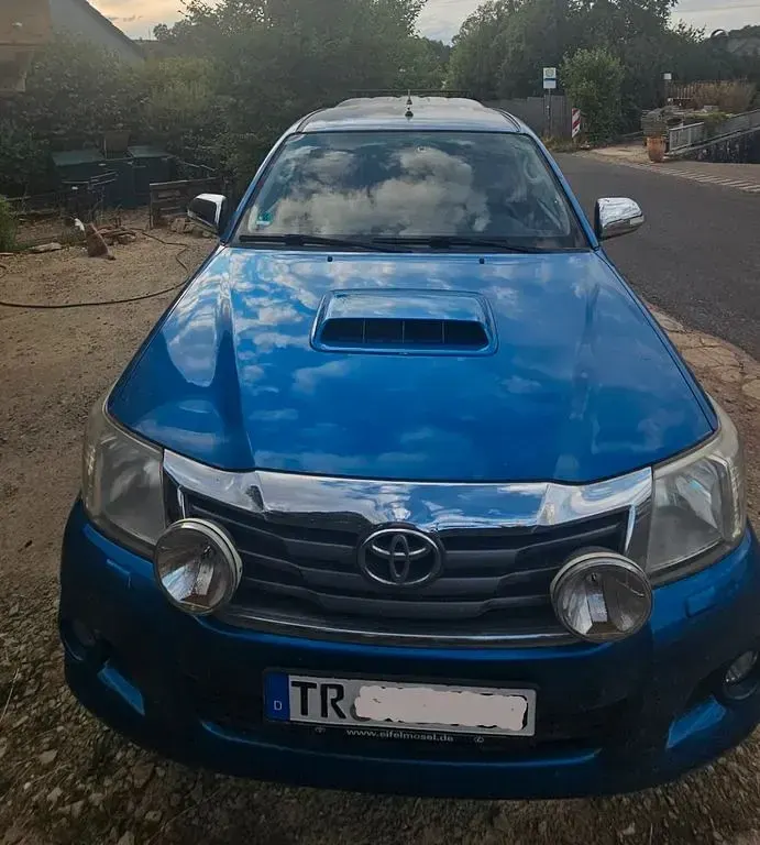 Gebraucht Toyota HiLux Executive 171 PS (125 kW) 2012 Blau Pickup