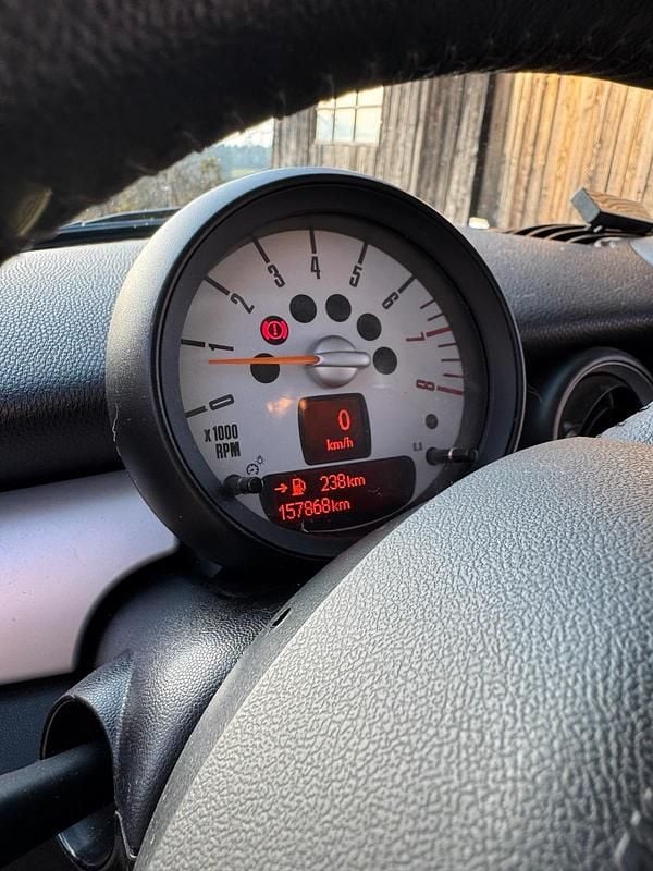 Second-hand Mini Cooper 75 CP (55 kW) 2013 Negru Hatchback